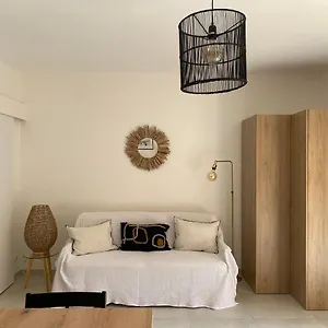 Avec Terrasse, Jardin, Parking En Bord De Appartement